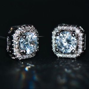 Lot of 3 18k Stud Elegant Earrings